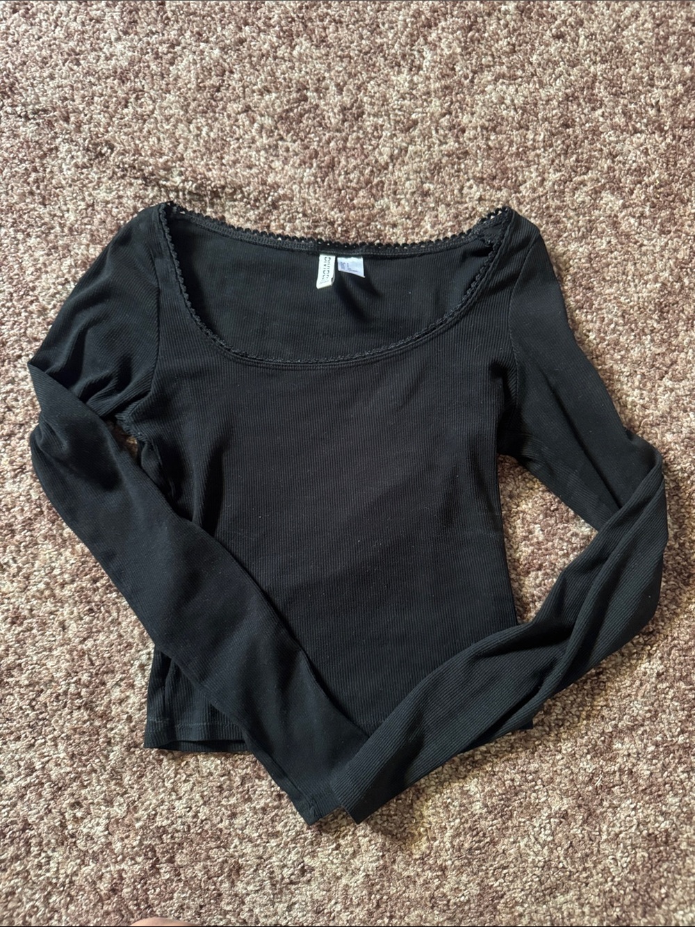 H&M Women's Black Long-Sleeve Scoop Neck Ribbed Top
